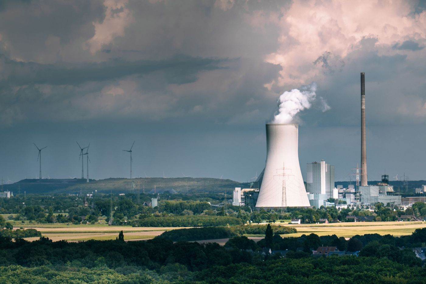 Anadolu: Tensiunile conflictului dintre Rusia şi Ucraina pun în pericol securitatea centralei nucleare de la Zaporojie